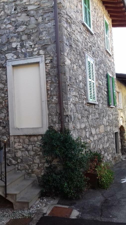 La Casa Delle Fate Vila Solto Collina Exterior foto
