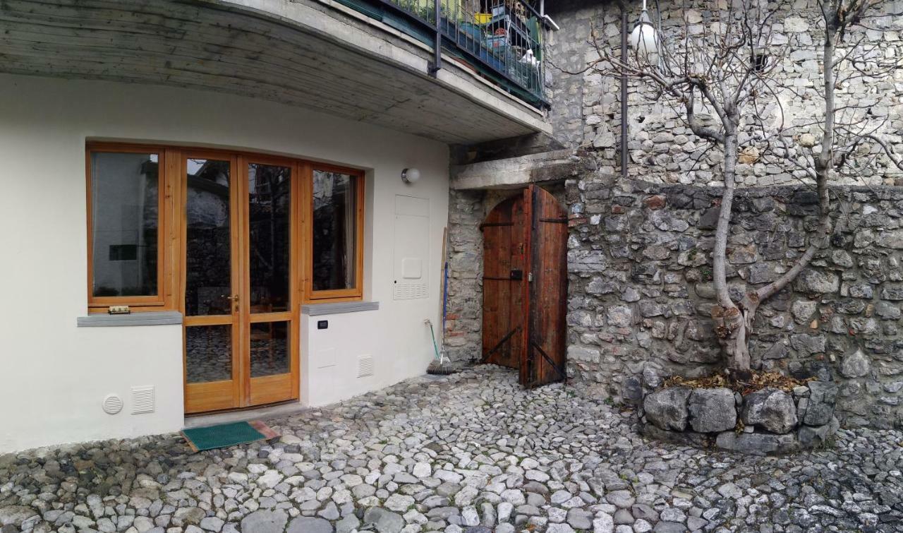 La Casa Delle Fate Vila Solto Collina Exterior foto